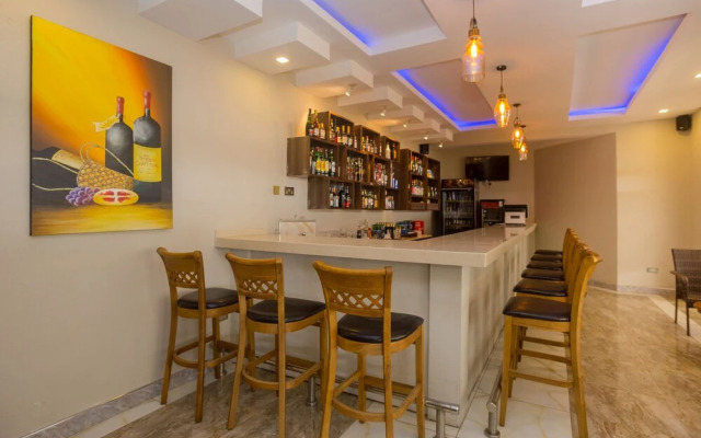 Grand Winston Hotel