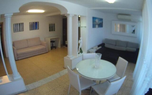 Apartamento Valeria para 14 personas