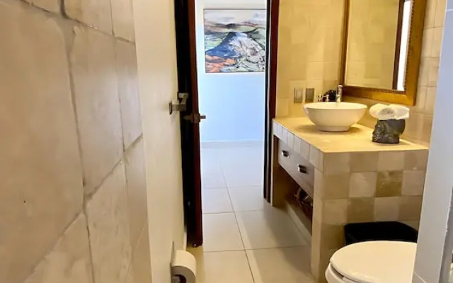 Luxurious Ajijic 2 Bedroom House - Amazing Patio - Centrally Located