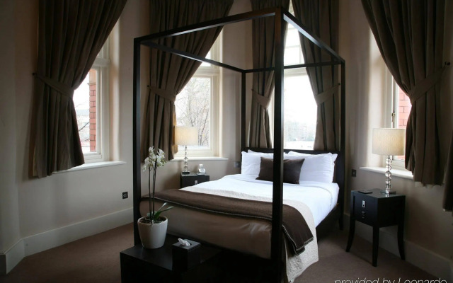 The Rowton Hotel