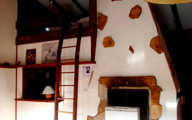 Retro 2 Bedroom Apartment