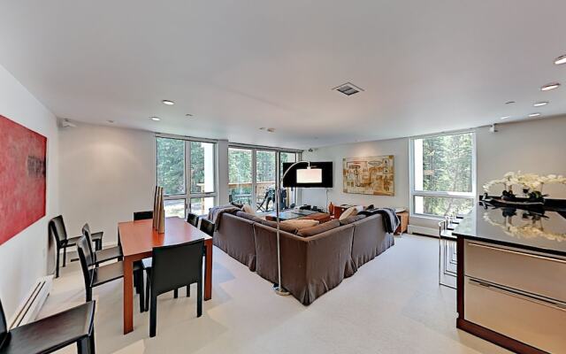 450eliot 3 Bedroom Condo