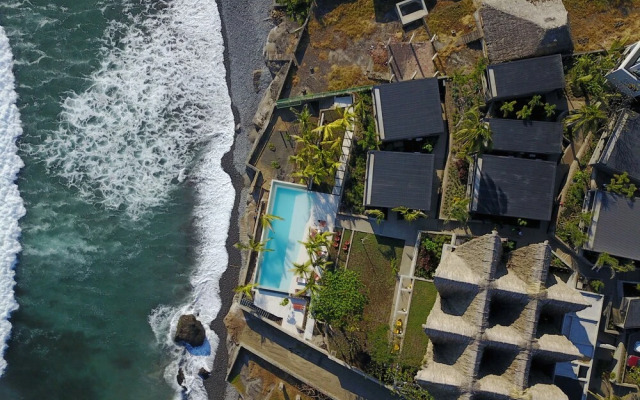 Puro Surf Hotel and Academy