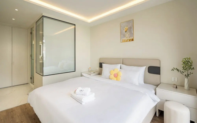 The Royal Hotel  Apartment - Phu My Hung