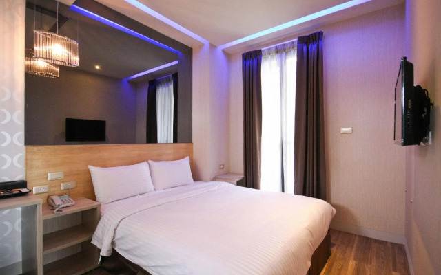 CHECK inn Express Taichung Fuxing Hall 2
