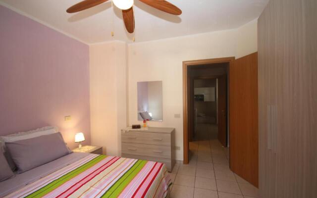 Universal Apartments Itri C