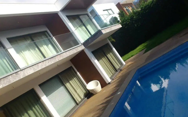 Victoria Villa