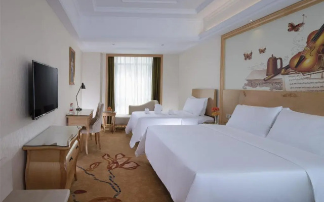 Vienna International Hotel (Huizhou Daya Bay Coastal Park Branch)