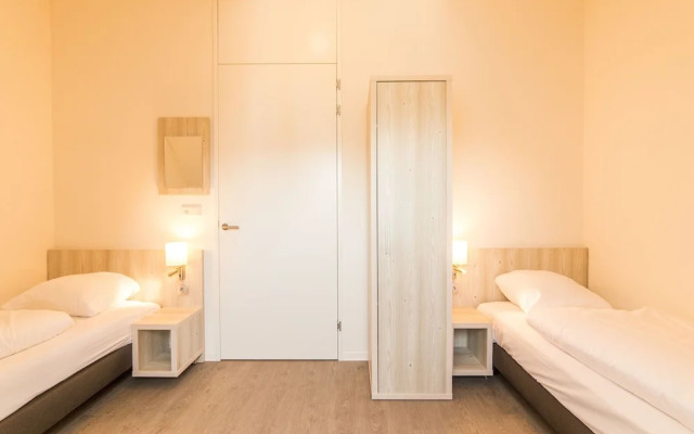 Modern Apartment, Just 4 km. From Maastricht