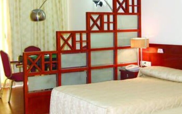 Zhengzhou Huanghegu Hot Spring Hotel