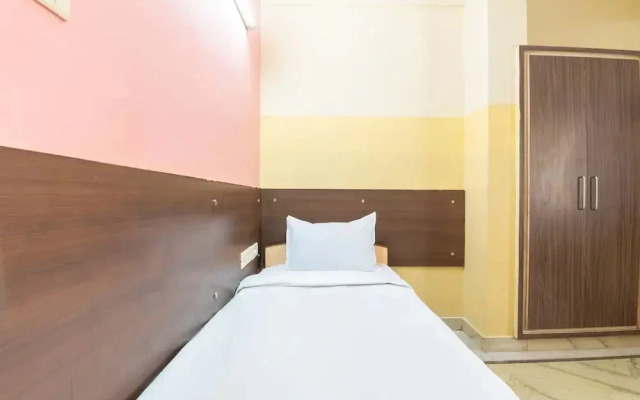Udupi Sindhuri Inn by OYO Rooms