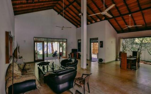 New Teak Villa