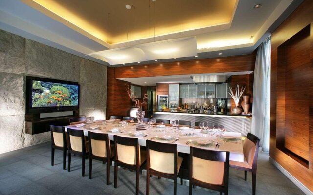 Orchard Scotts Residences