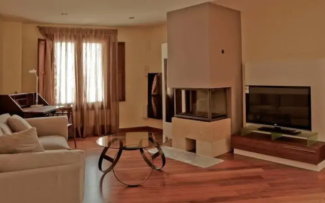 Apartamentos Turísticos Real De Priego