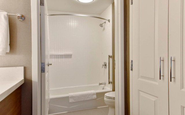 Staybridge Suites Waterloo - St. Jacobs Area by IHG