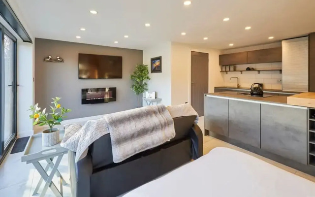 Host Stay P l Lodge