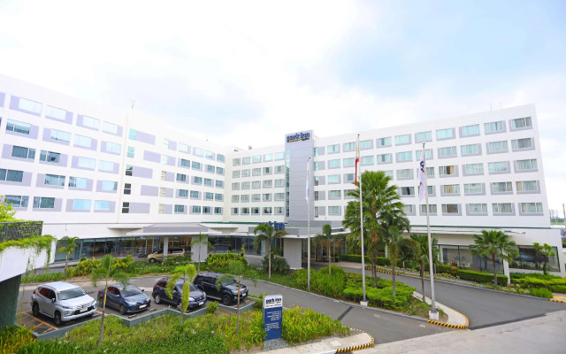 Park Inn By Radisson Clark