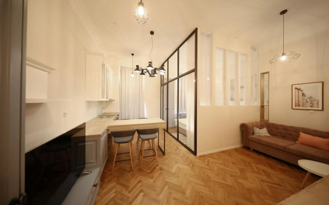 Swanky bed&breakfast