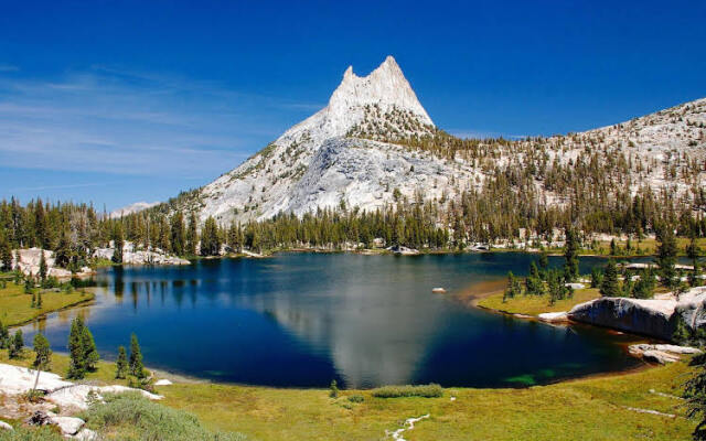 Inside Yosemite Upper Cascades