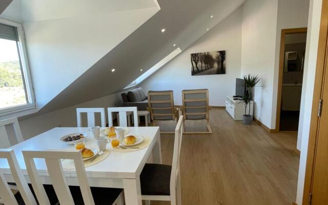 Vita Portucale 2 Bedroom Apartment Campo Ourique