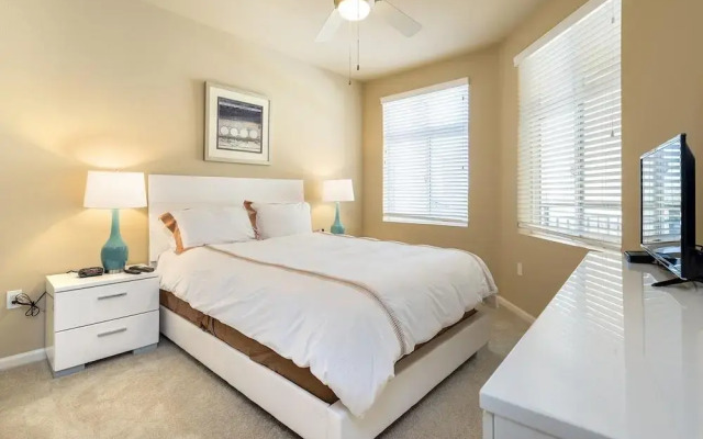 Global Luxury Suites Baypointe Station