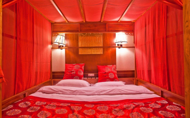 Xiao Yuan Alley Courtyard Hotel