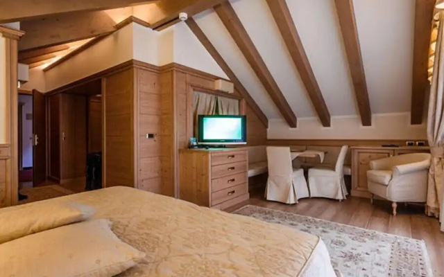 Beverly Alps Hotel & Spa