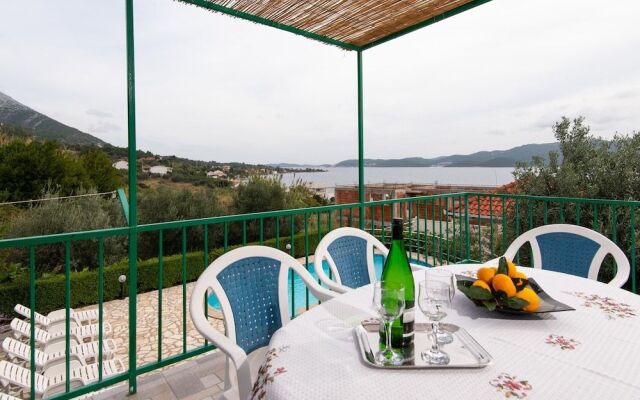 Holiday Home Clarita