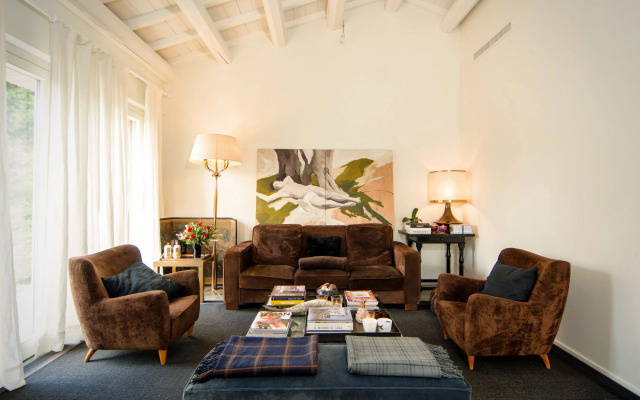 CasaVostra - Ambience Suites