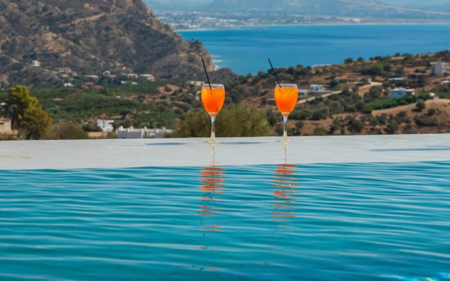 Lenikos Resort