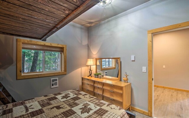 Modern Cabin - 2 Mi to Speelyi Beach!