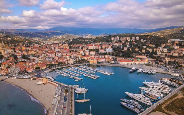 Timeless Escape Villa - Garden and Sea