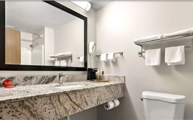 SureStay Plus Hotel by Best Western Tulsa East