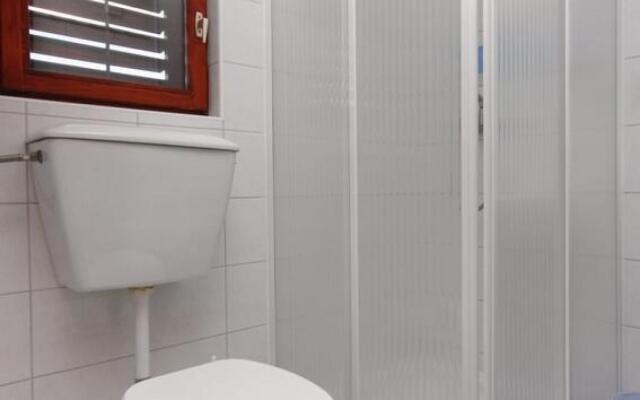 Ana- next to the sea - A4(2+3)