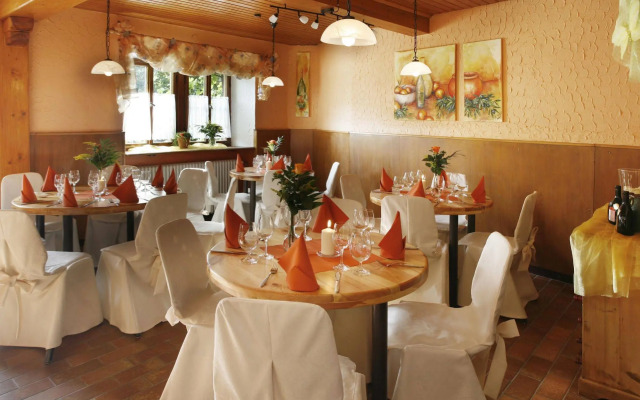 Wörners Schloss Weingut & Wellness Hotel