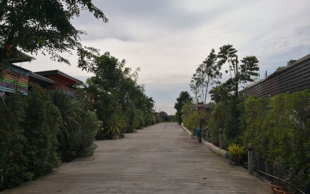 Sam Cee Resort