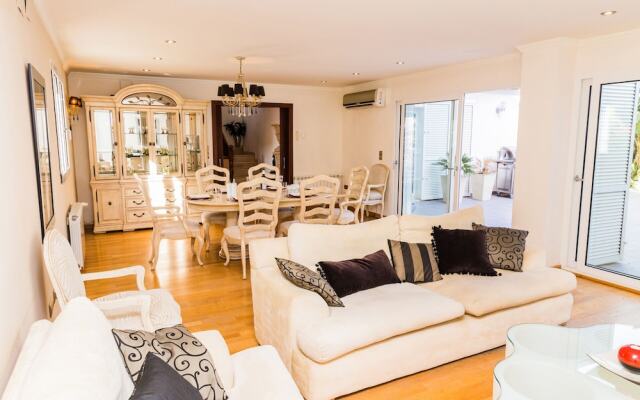 Villa Confort La Pedrera