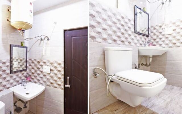 OYO 43691 Hotel Rbs Inn