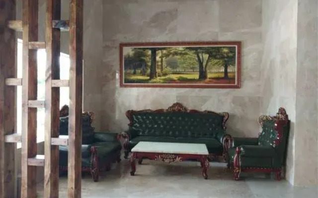 Longwan Hot Spring Hotel