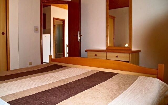 Sea View Apartment Reno, Sleeps 5