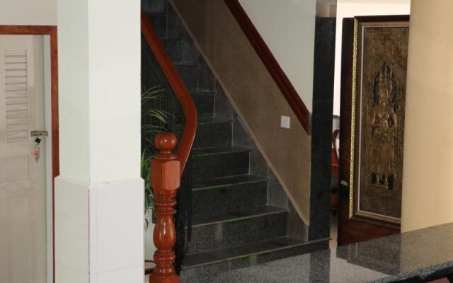 Neang Sim 81 Guest House