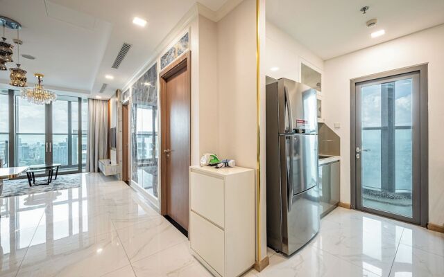 Somi Luxstay Landmark 81