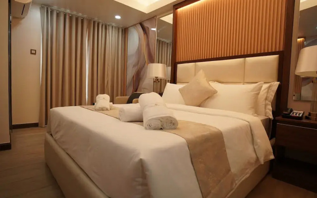 Chateau de Maisons Suites