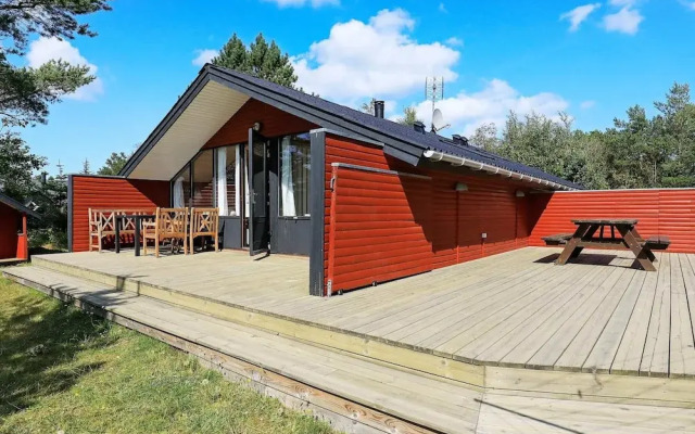 6 Person Holiday Home in Albaek