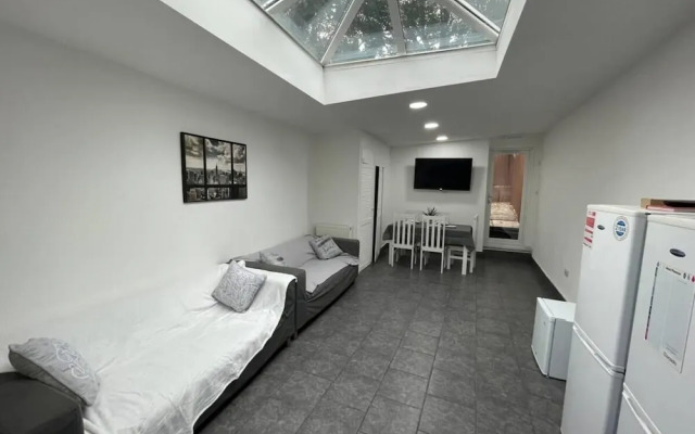 Cosy Studio Close to the University