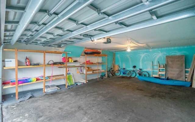 Seashell 19 - Two Bedroom Condo