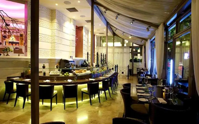 Majestic Hotel