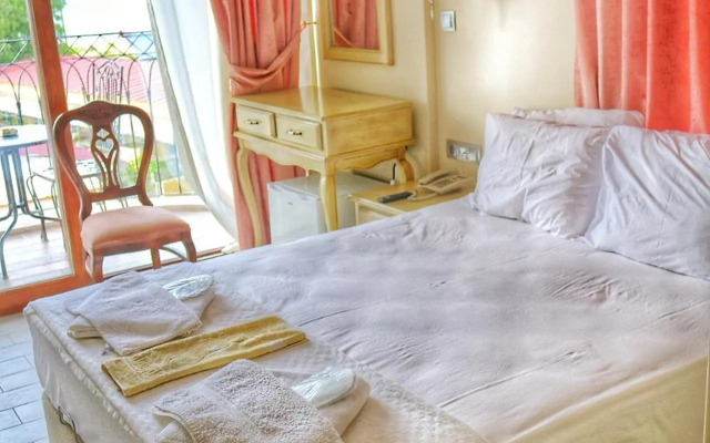 Stone Hill Otel