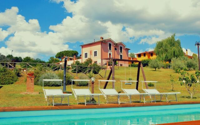 Modern Farmhouse in San Gemini With Swimming Pool
