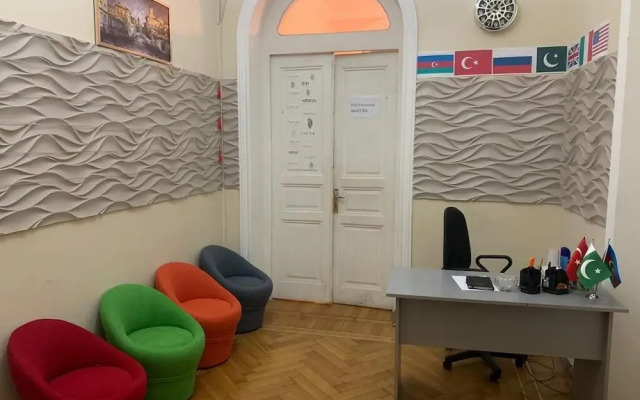 Tourest Inn Central - Hostel